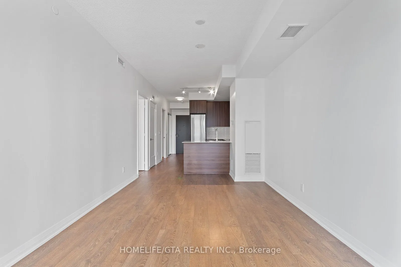 101 Erskine Avenue #420