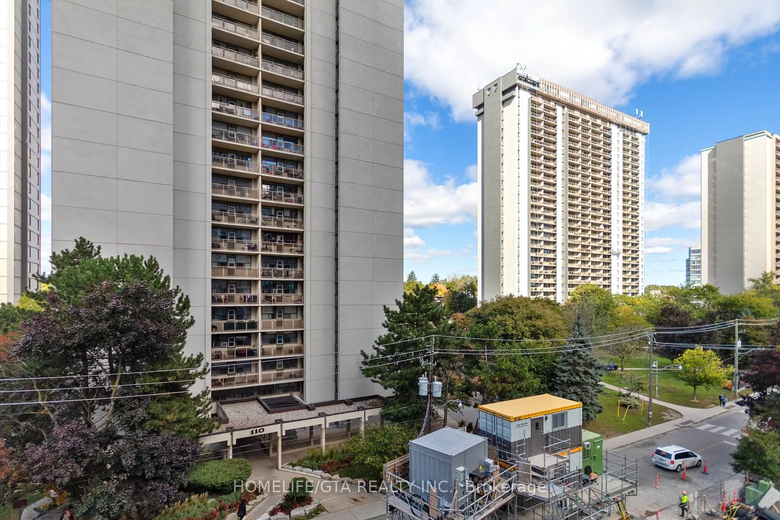101 Erskine Avenue #420