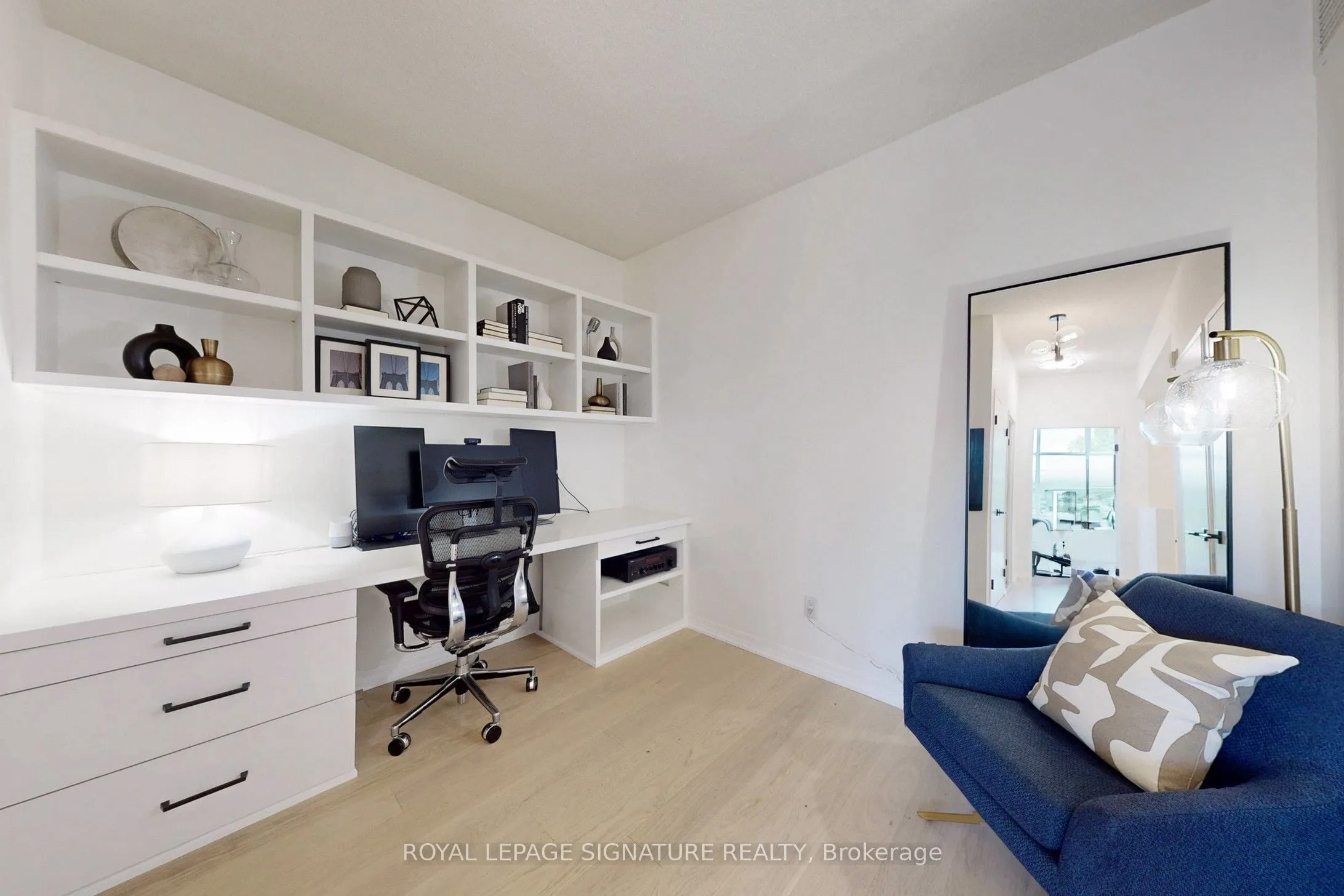 901 Queen Street W #231