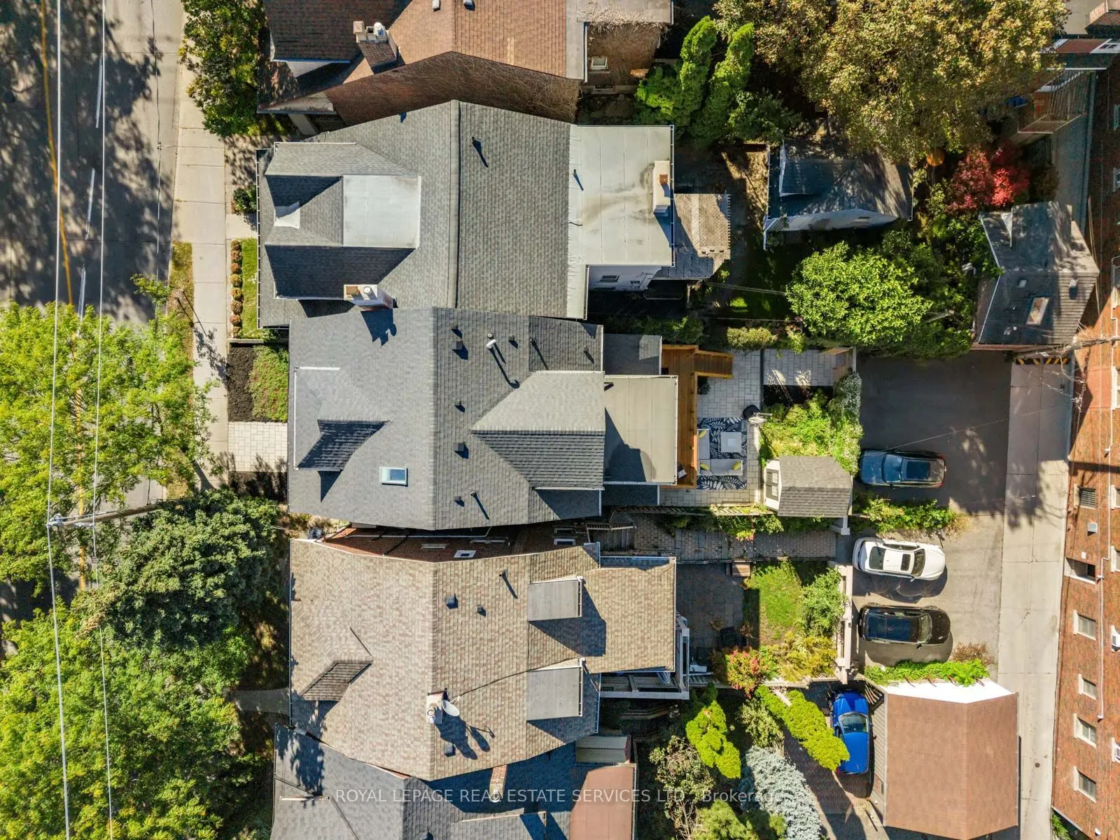 374 Spadina Road