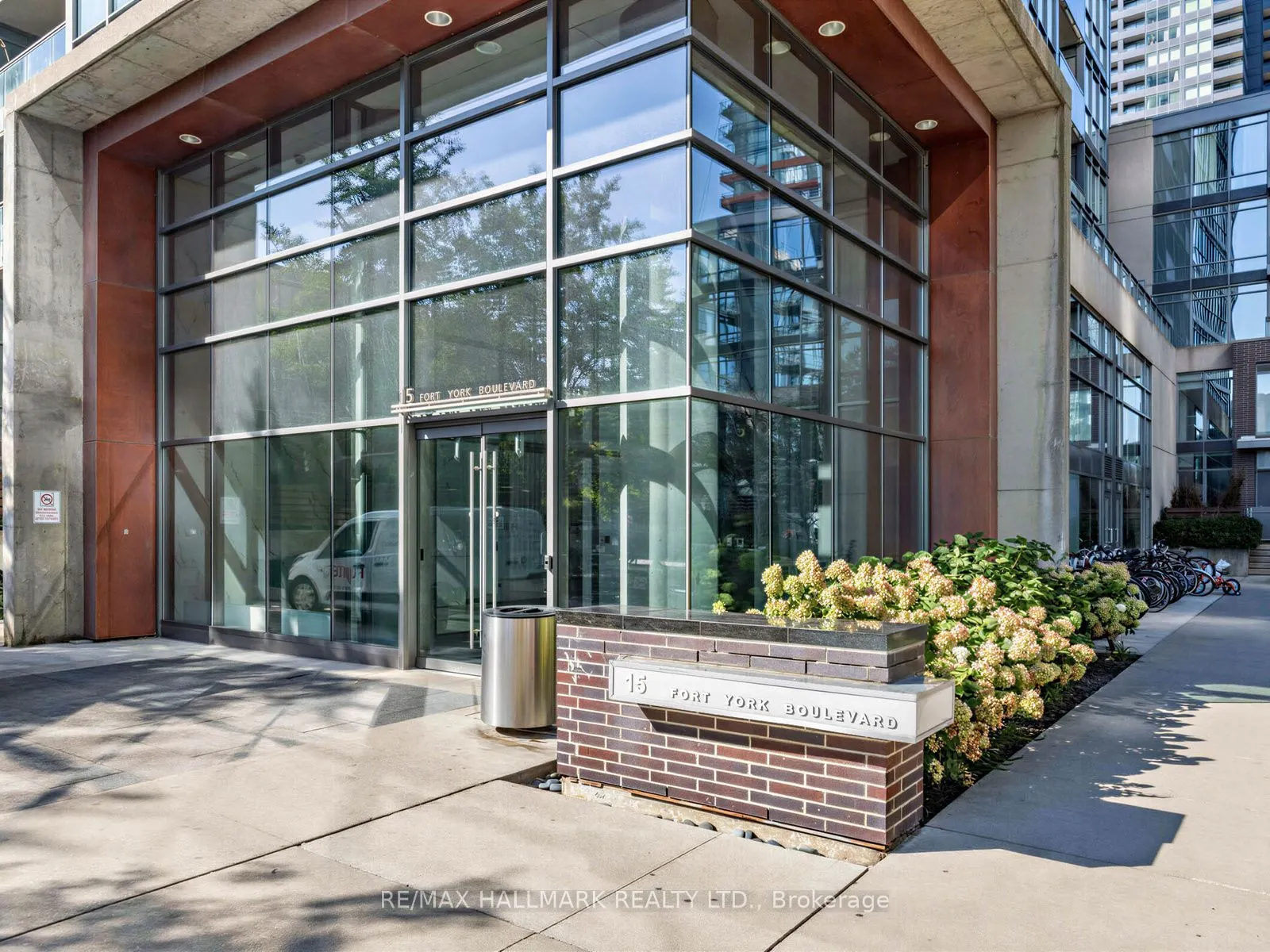 15 Fort York Boulevard #505