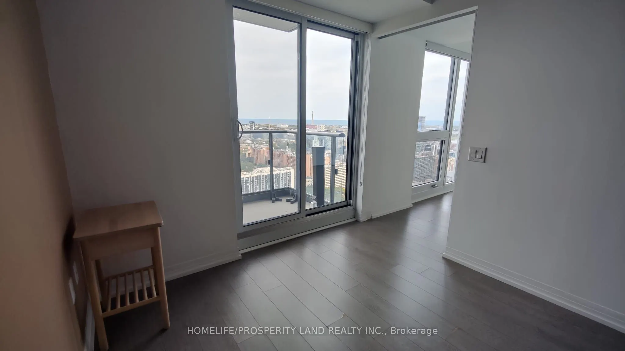 251 Jarvis Street #4002