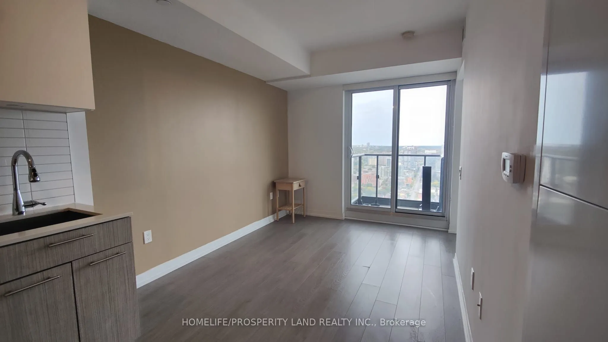 251 Jarvis Street #4002