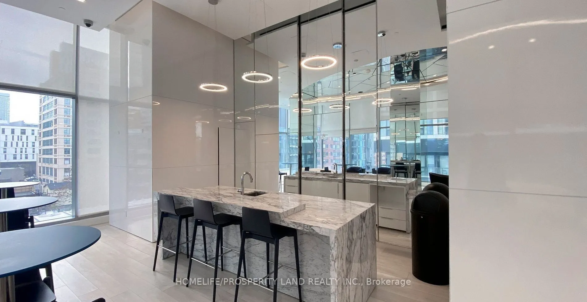 251 Jarvis Street #4002