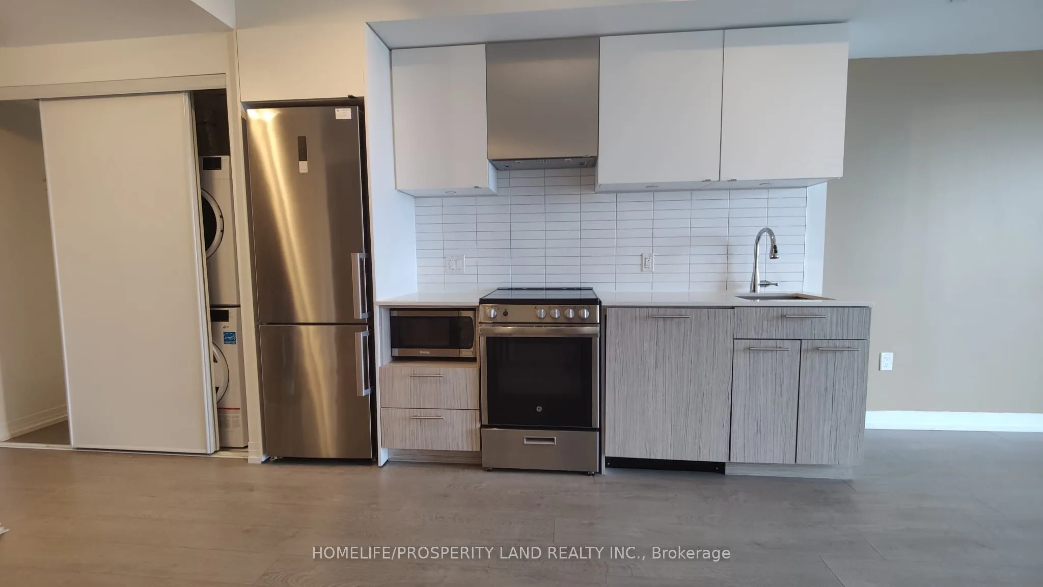 251 Jarvis Street #4002