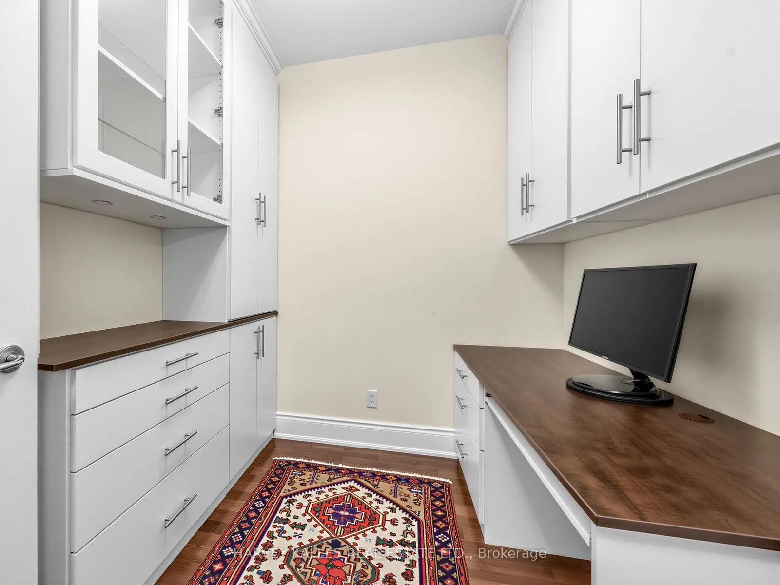 1717 Avenue Road #420