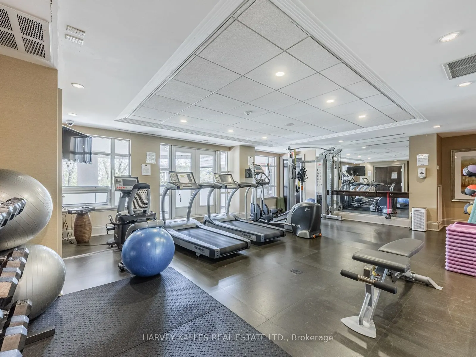 1717 Avenue Road #420