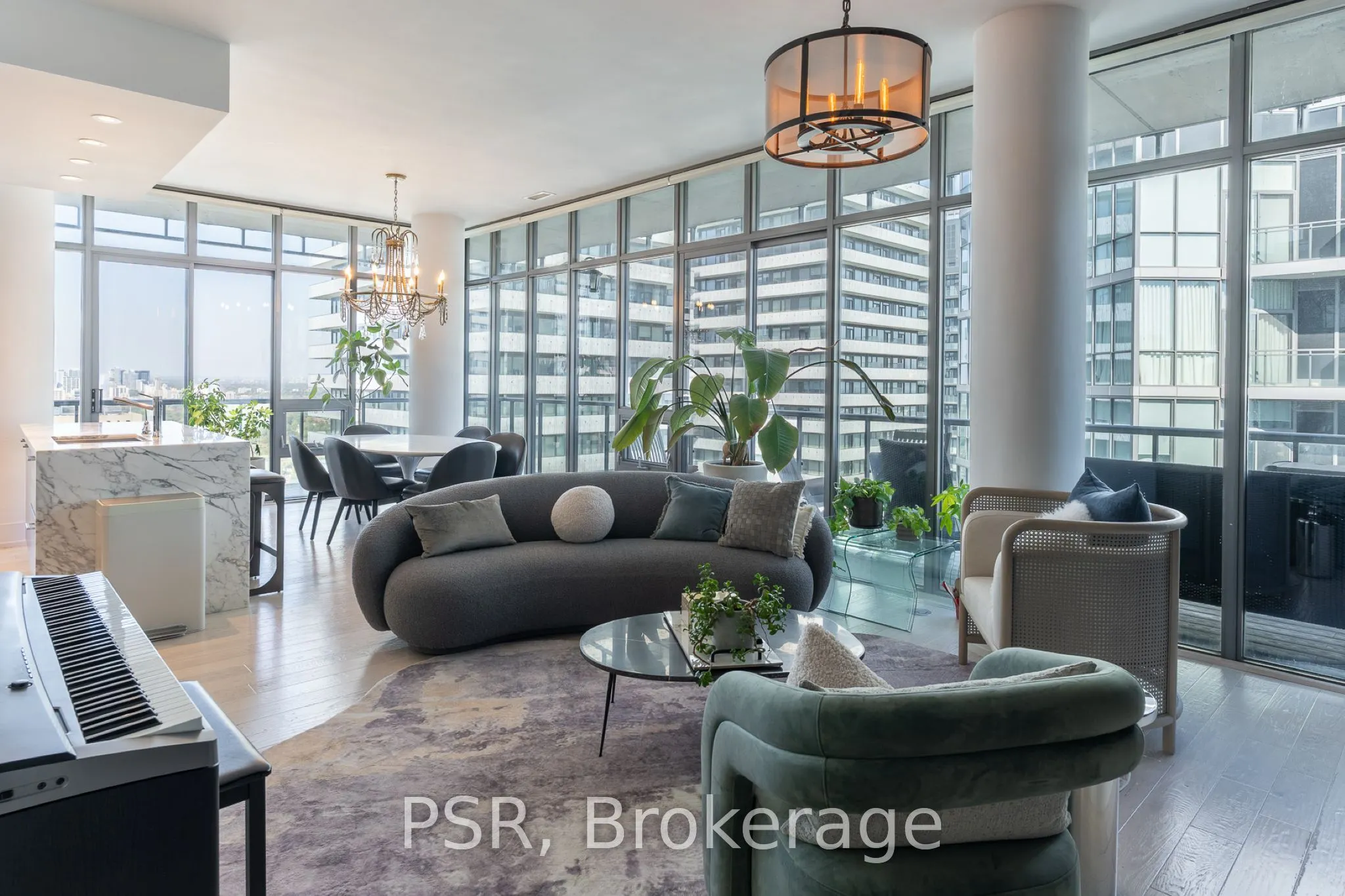33 Charles Street E #4505