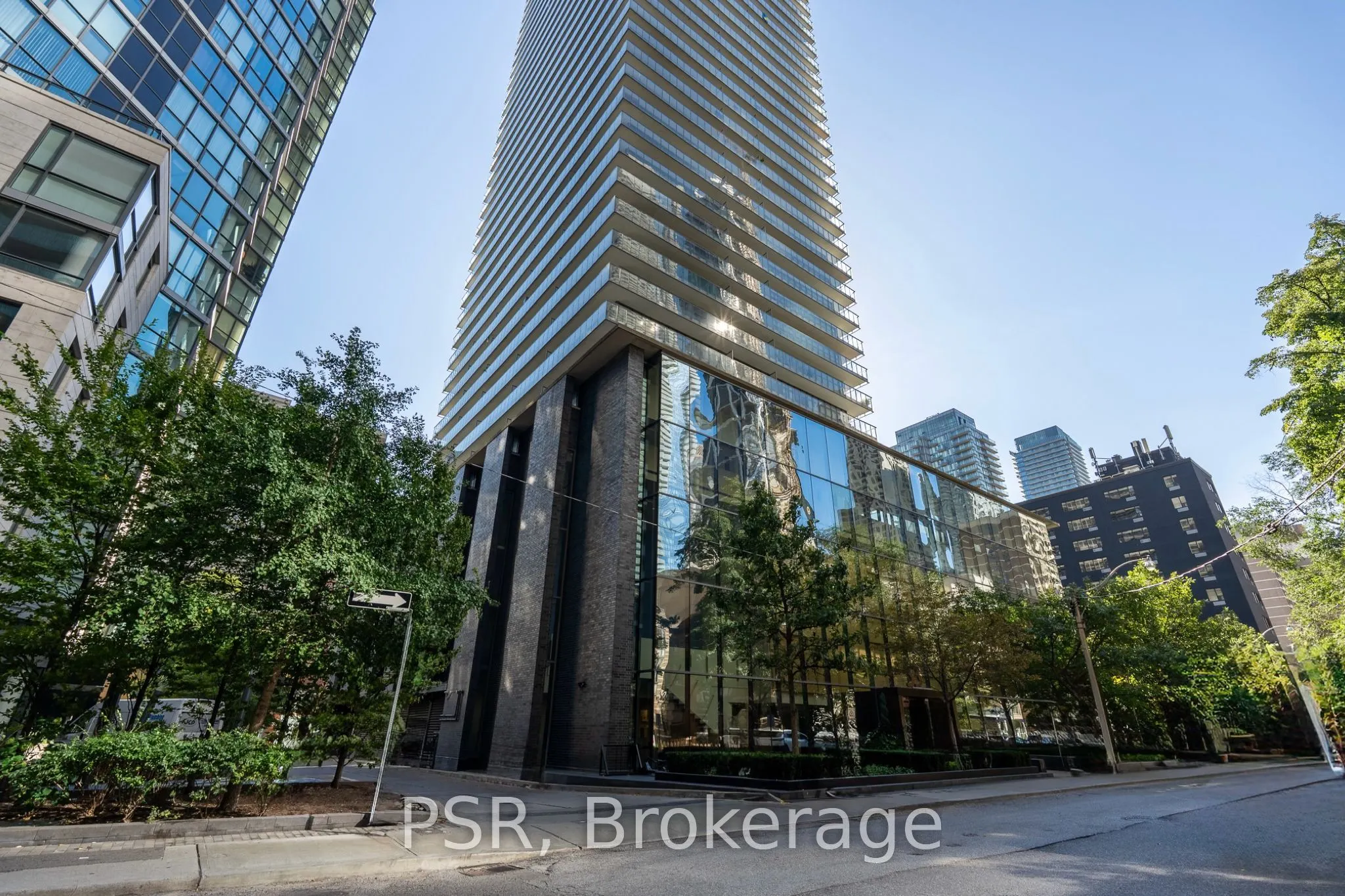 33 Charles Street E #4505