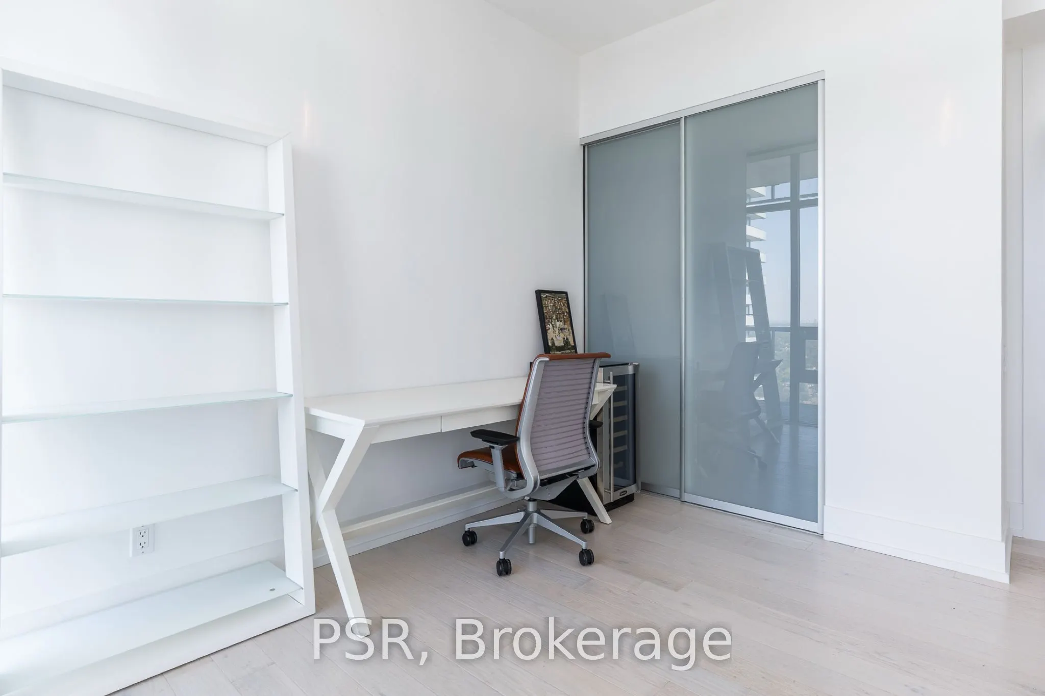 33 Charles Street E #4505