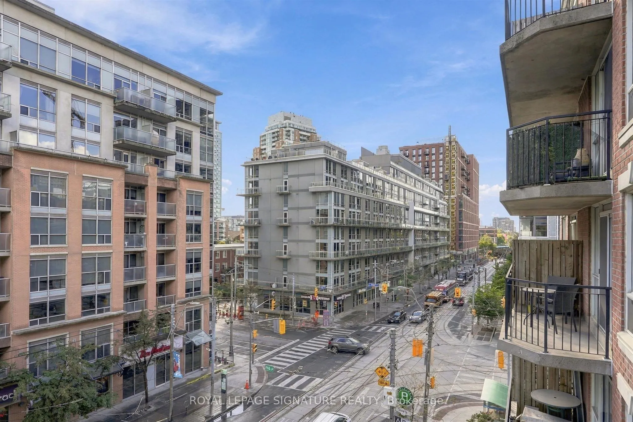 1000 King Street W #513