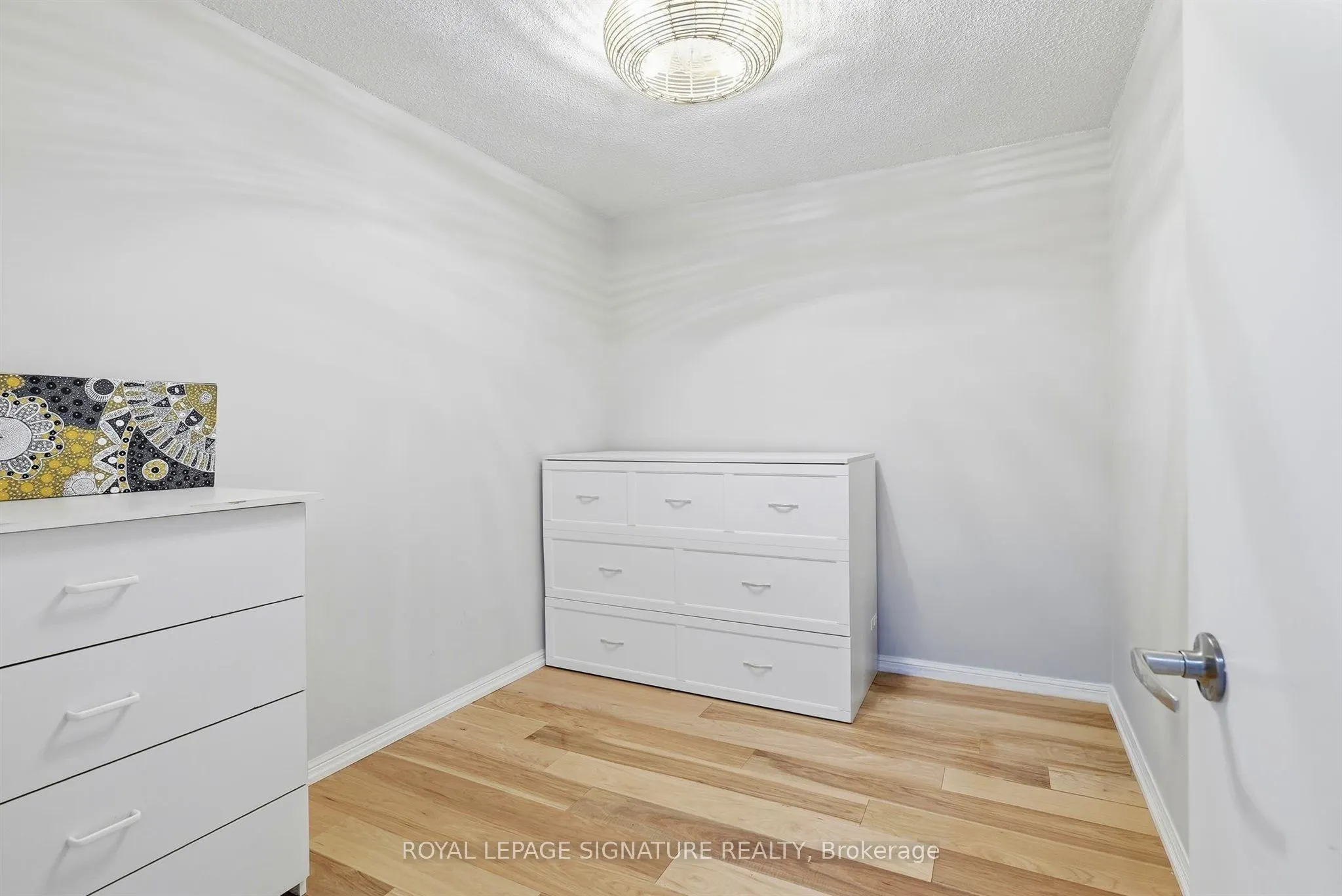 1000 King Street W #513