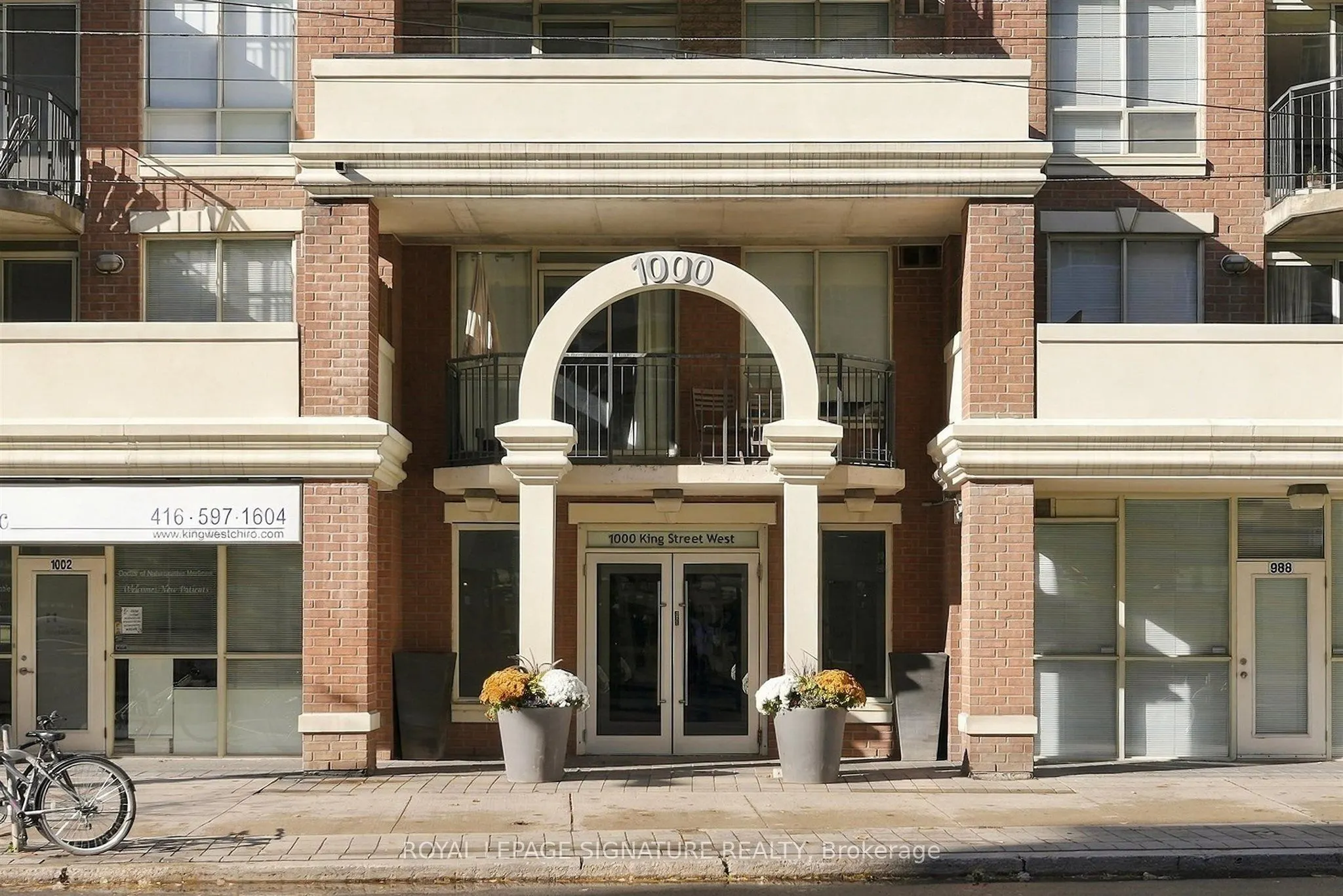 1000 King Street W #513