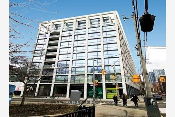 39 Brant Street #403