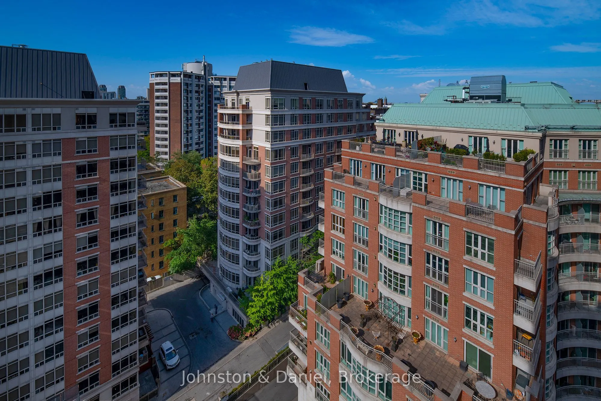 48 St Clair Avenue W #1105