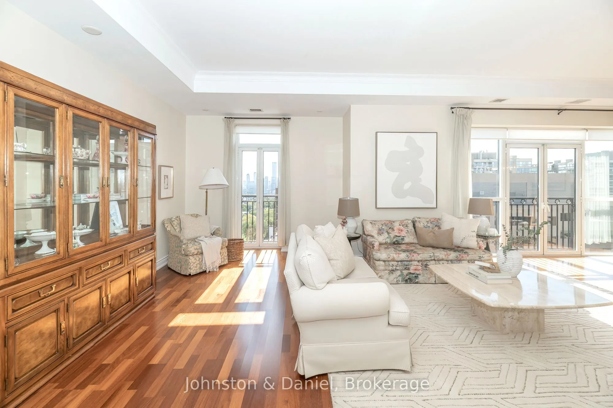 48 St Clair Avenue W #1105