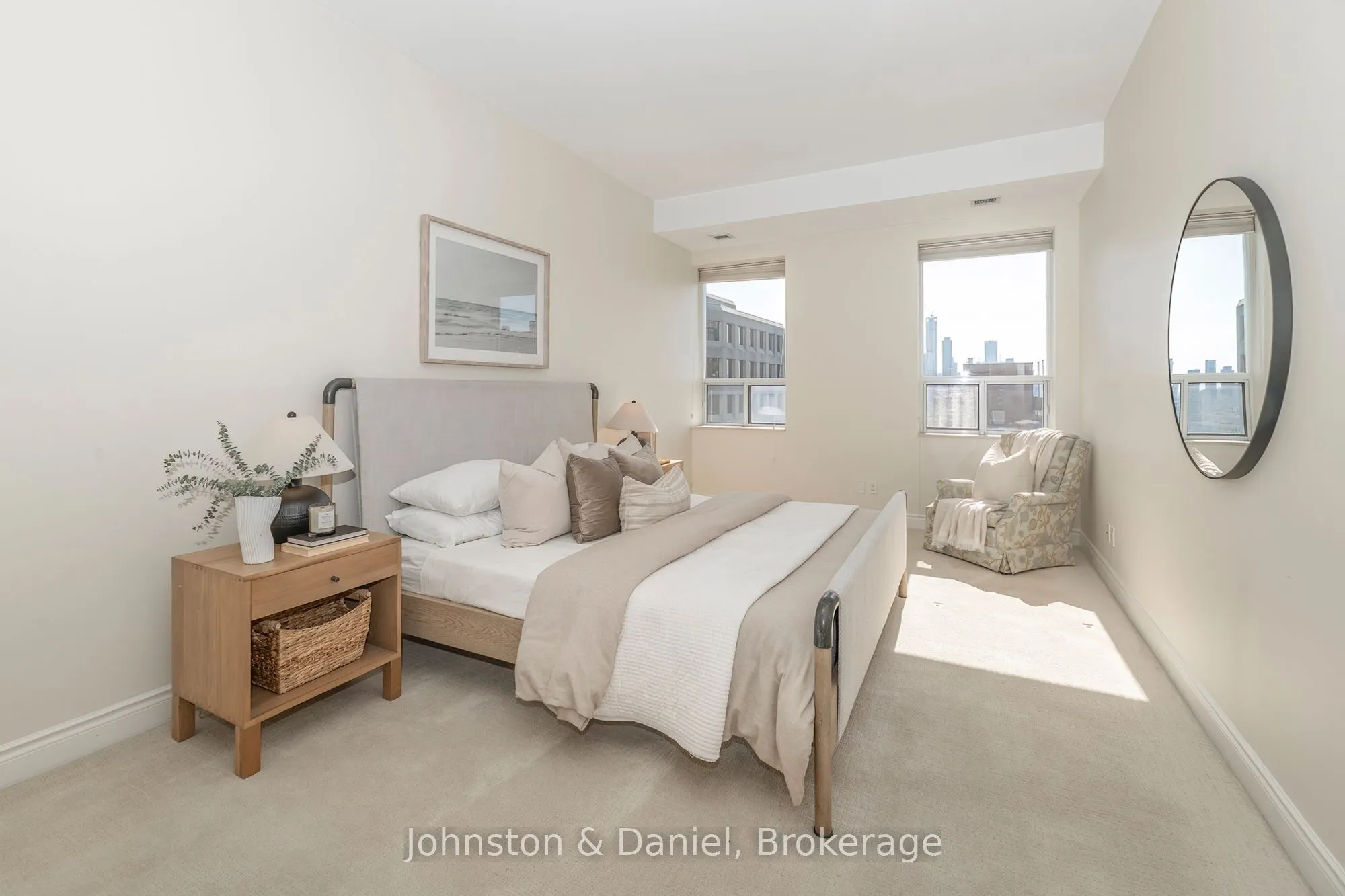 48 St Clair Avenue W #1105