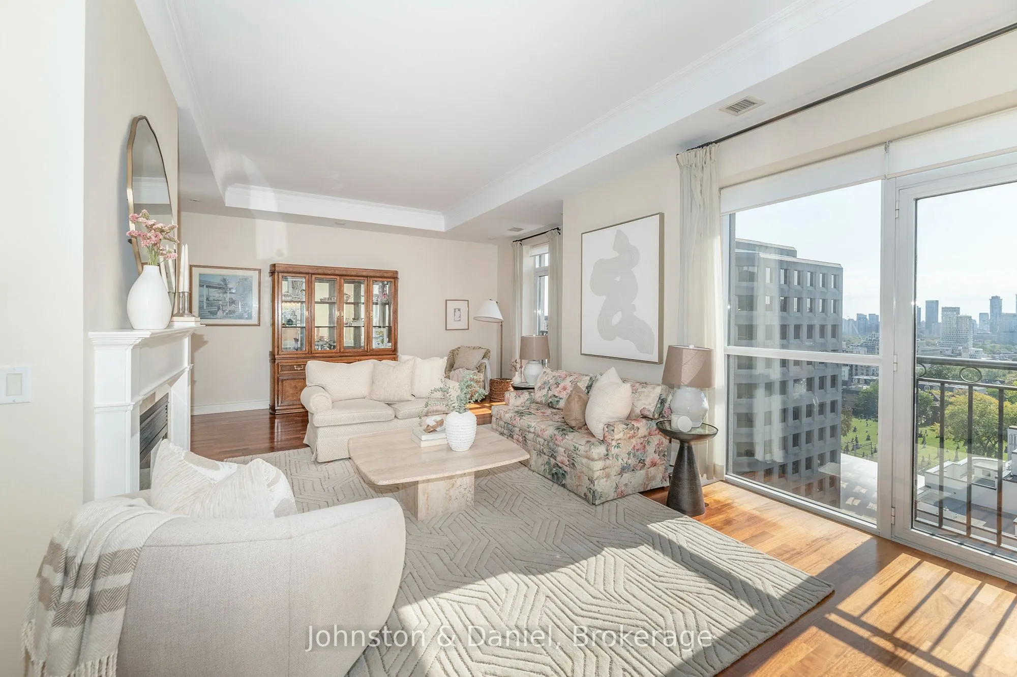 48 St Clair Avenue W #1105