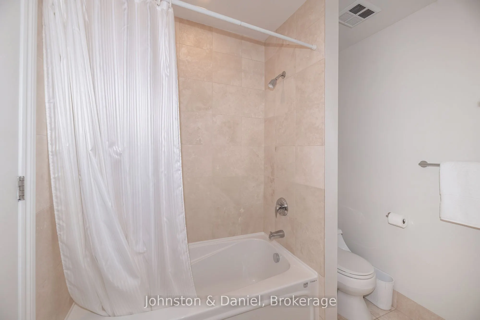 48 St Clair Avenue W #1105
