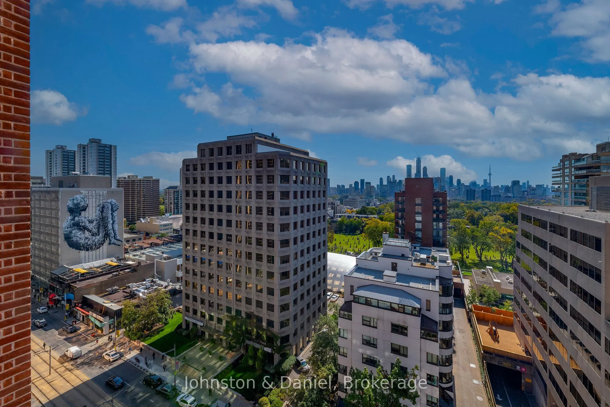 48 St Clair Avenue W #1105