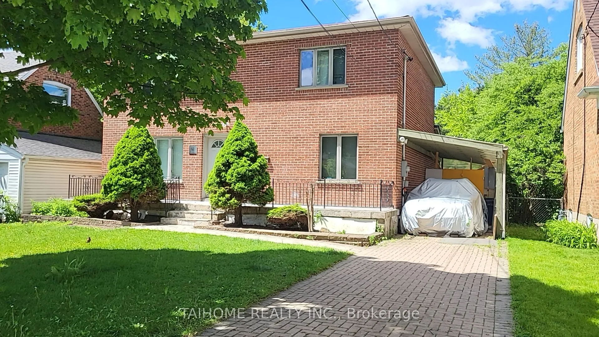 12 Vonda Avenue