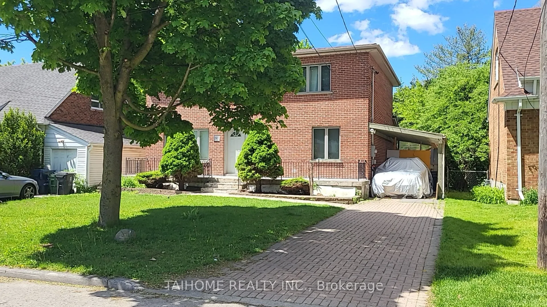 12 Vonda Avenue