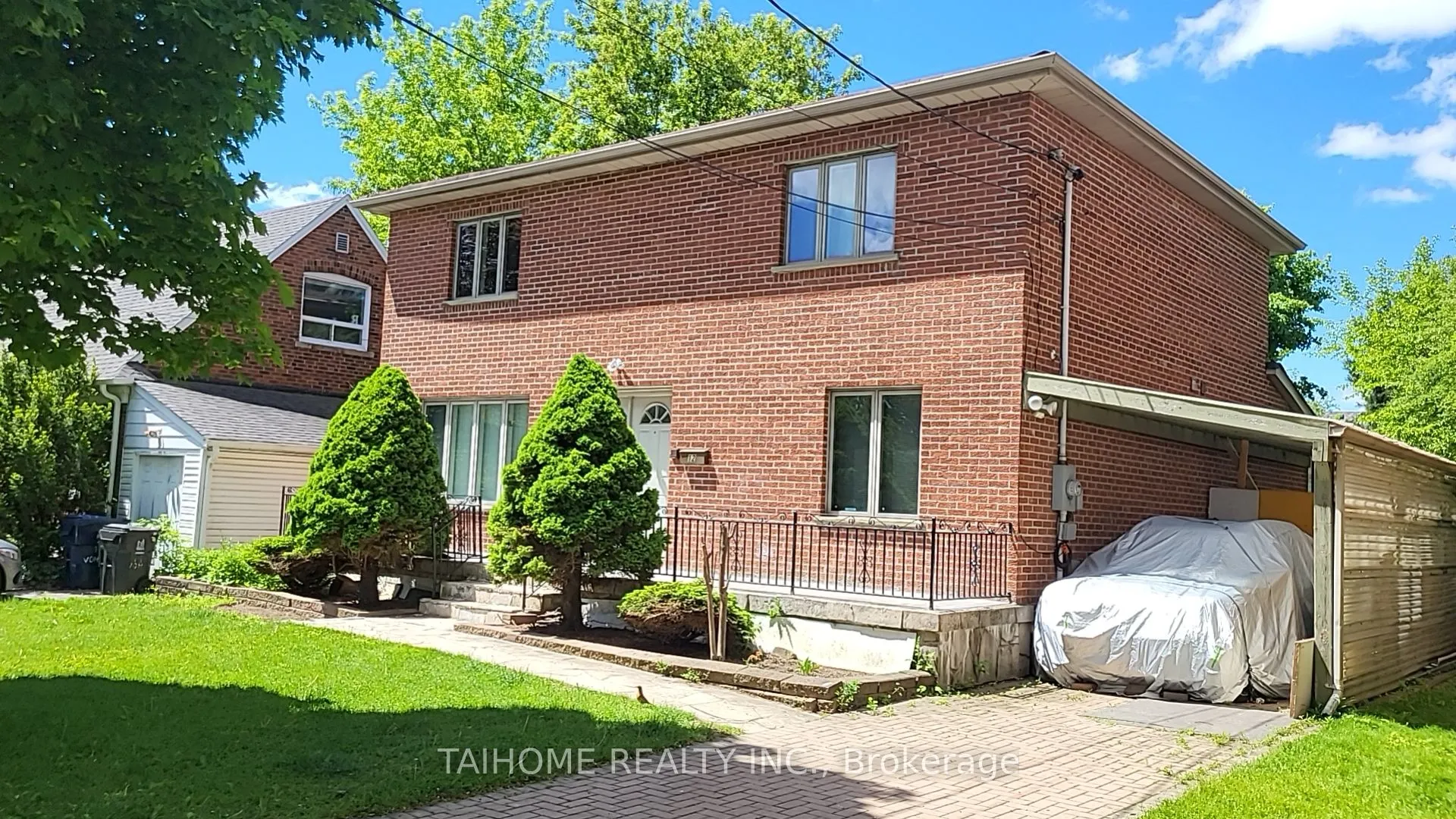 12 Vonda Avenue