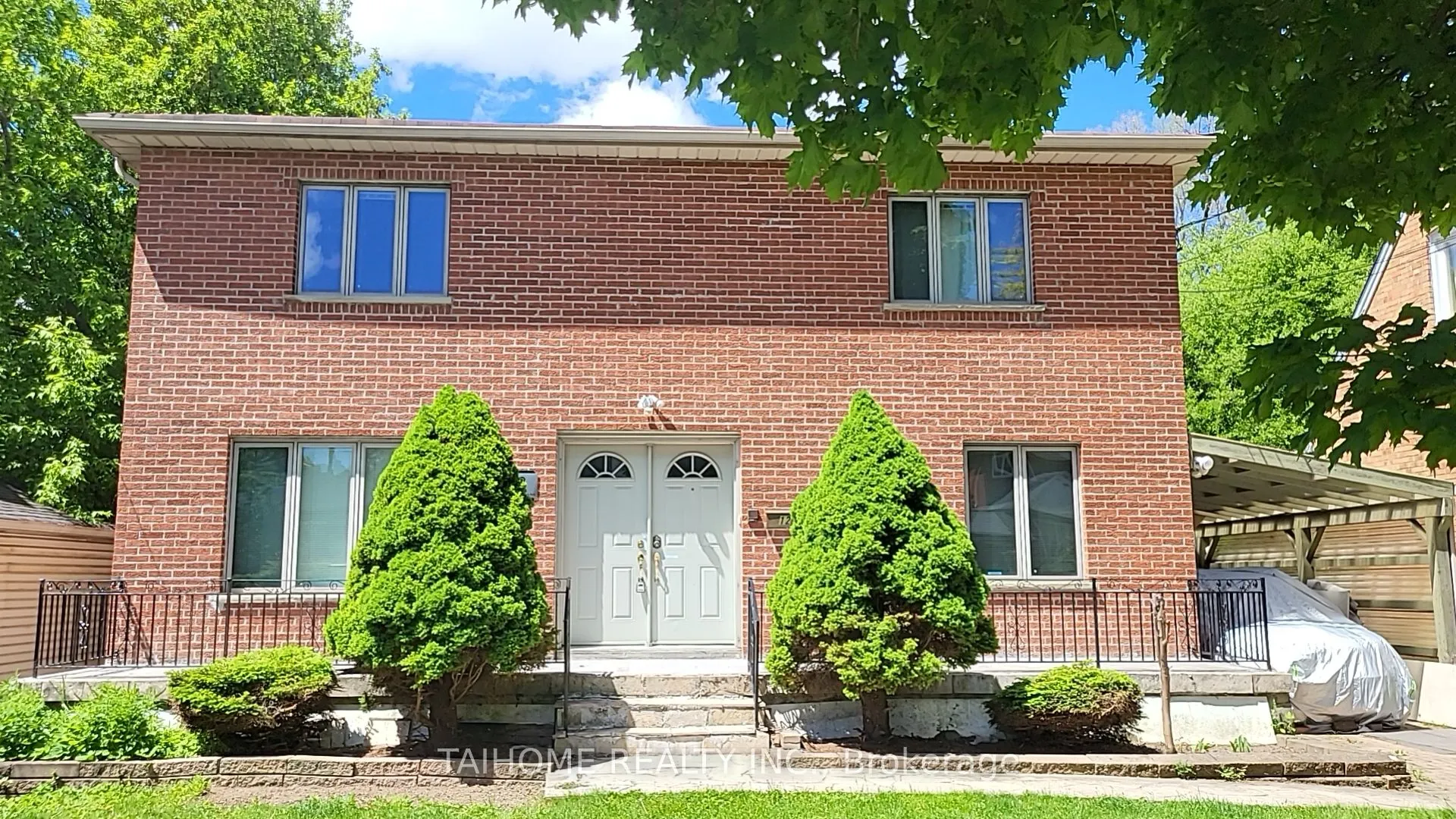 12 Vonda Avenue
