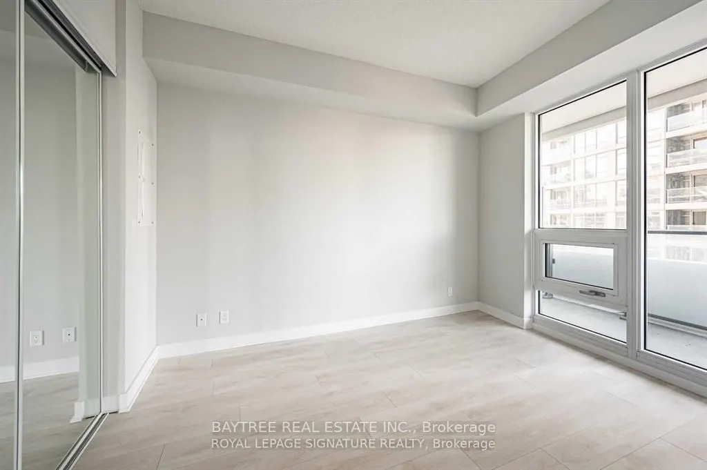 2221 Yonge Street #1506