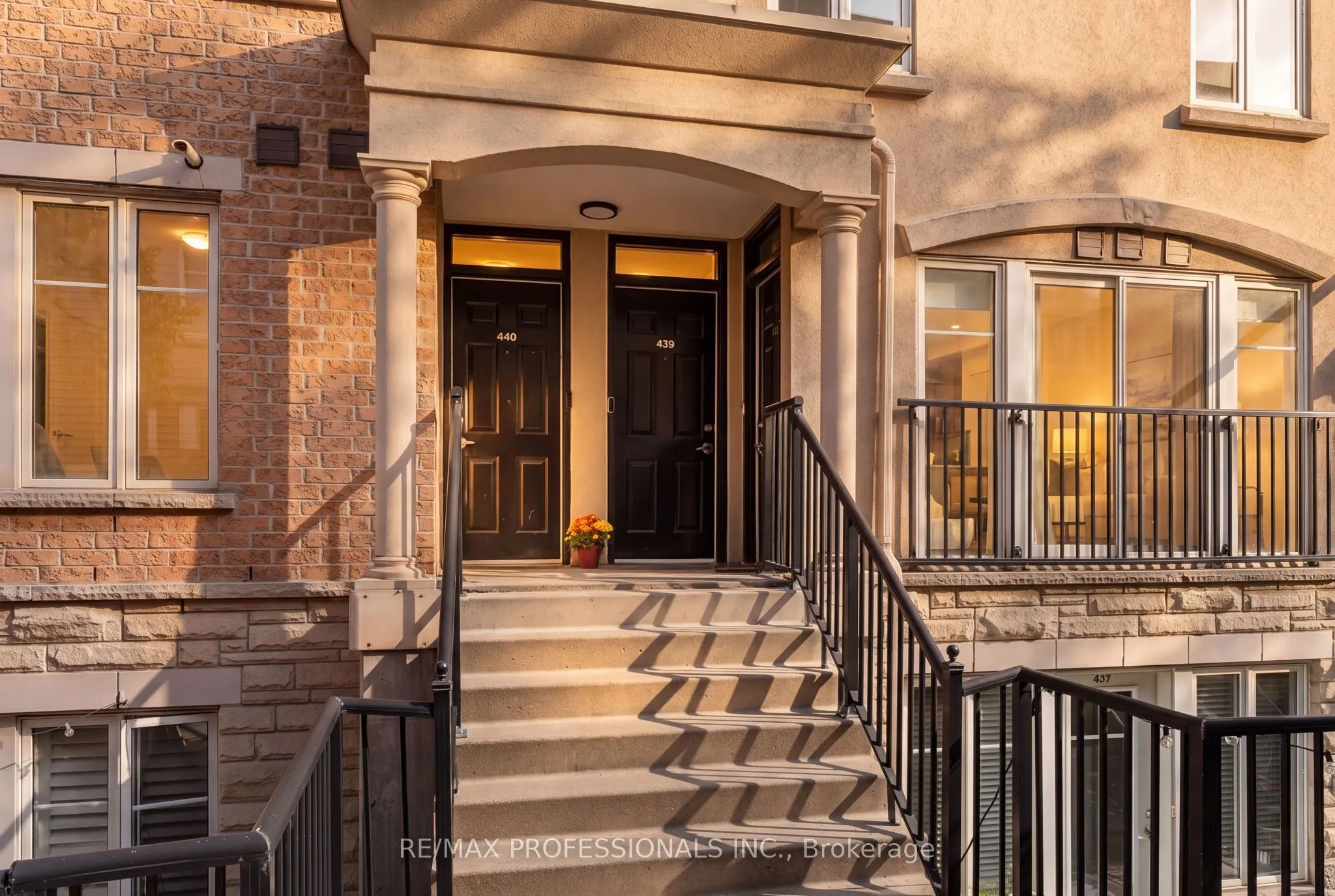 34 Western Battery Road #439