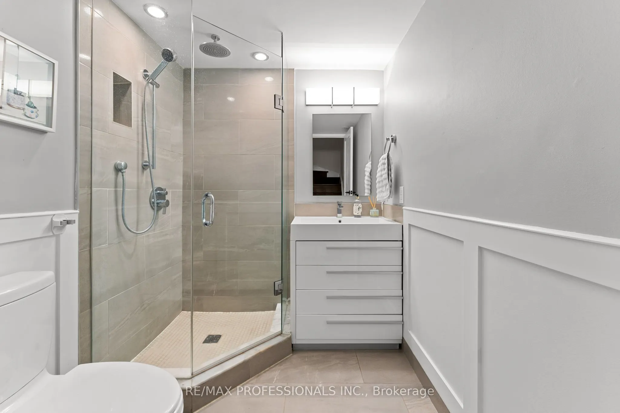 34 Western Battery Road #439