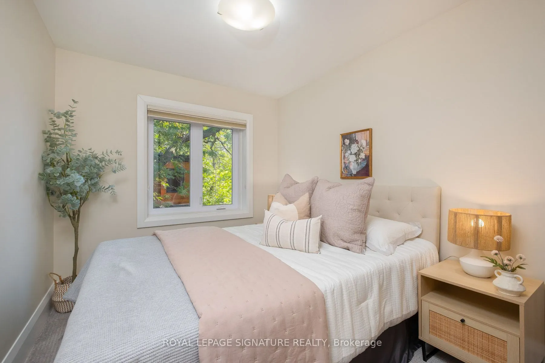 35 Bessborough Drive