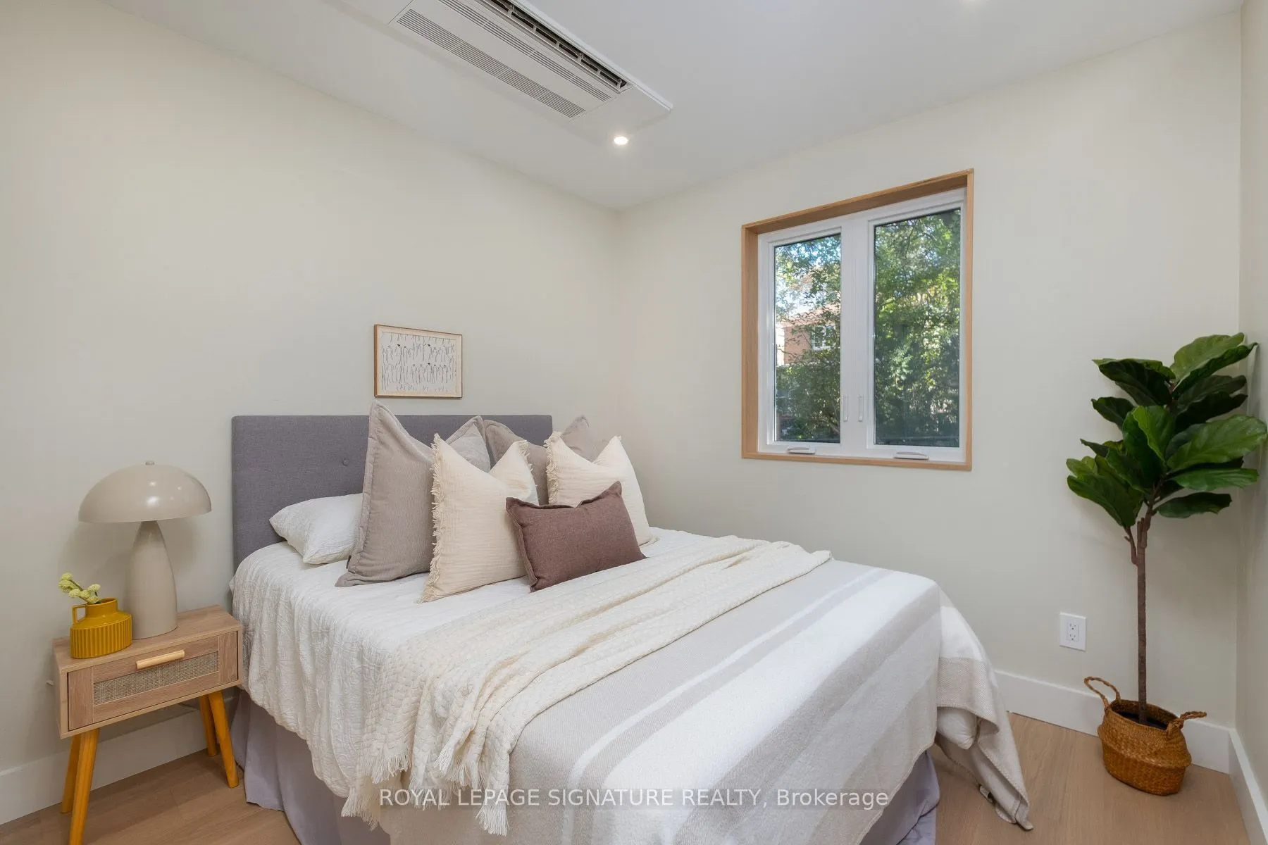 35 Bessborough Drive