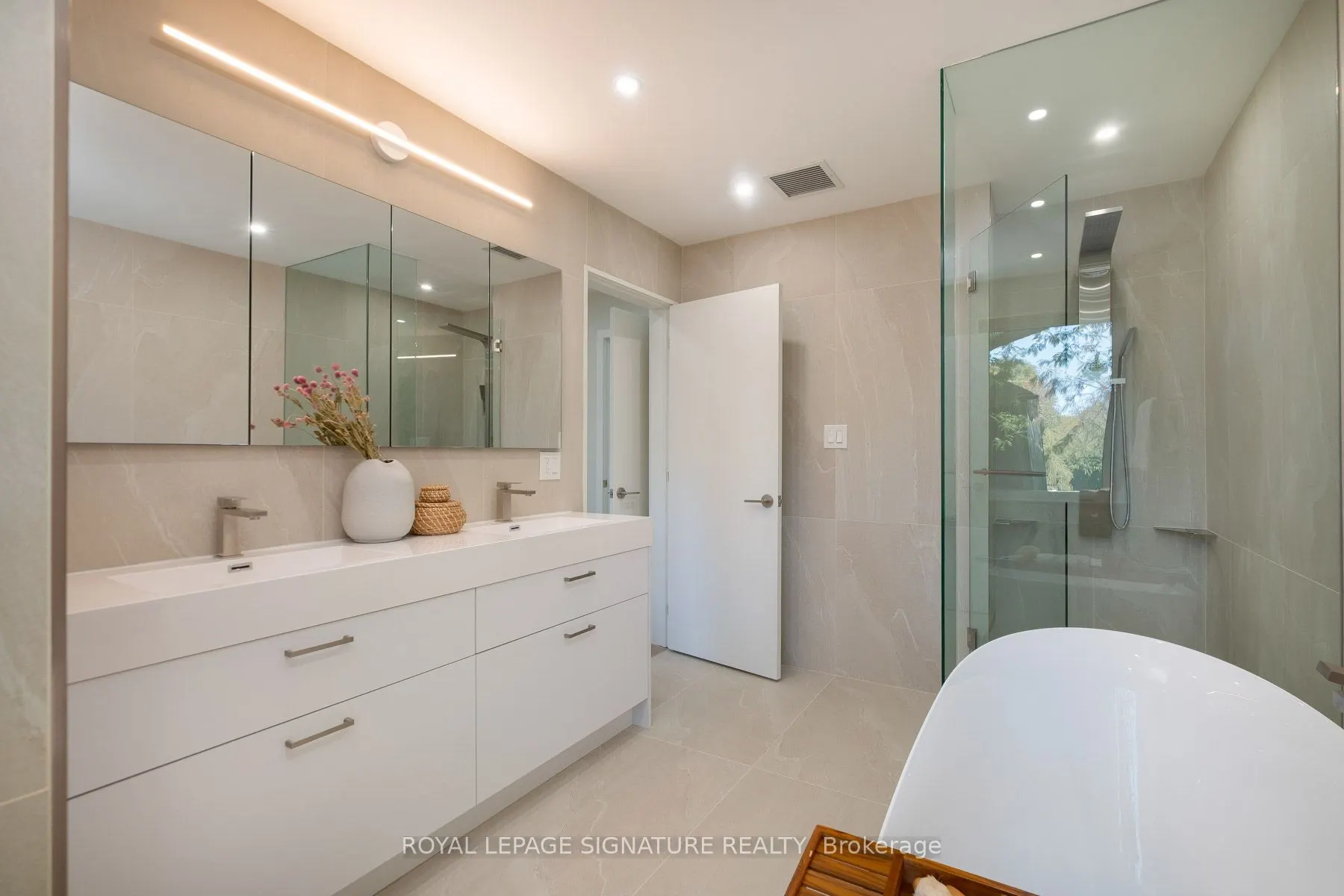35 Bessborough Drive