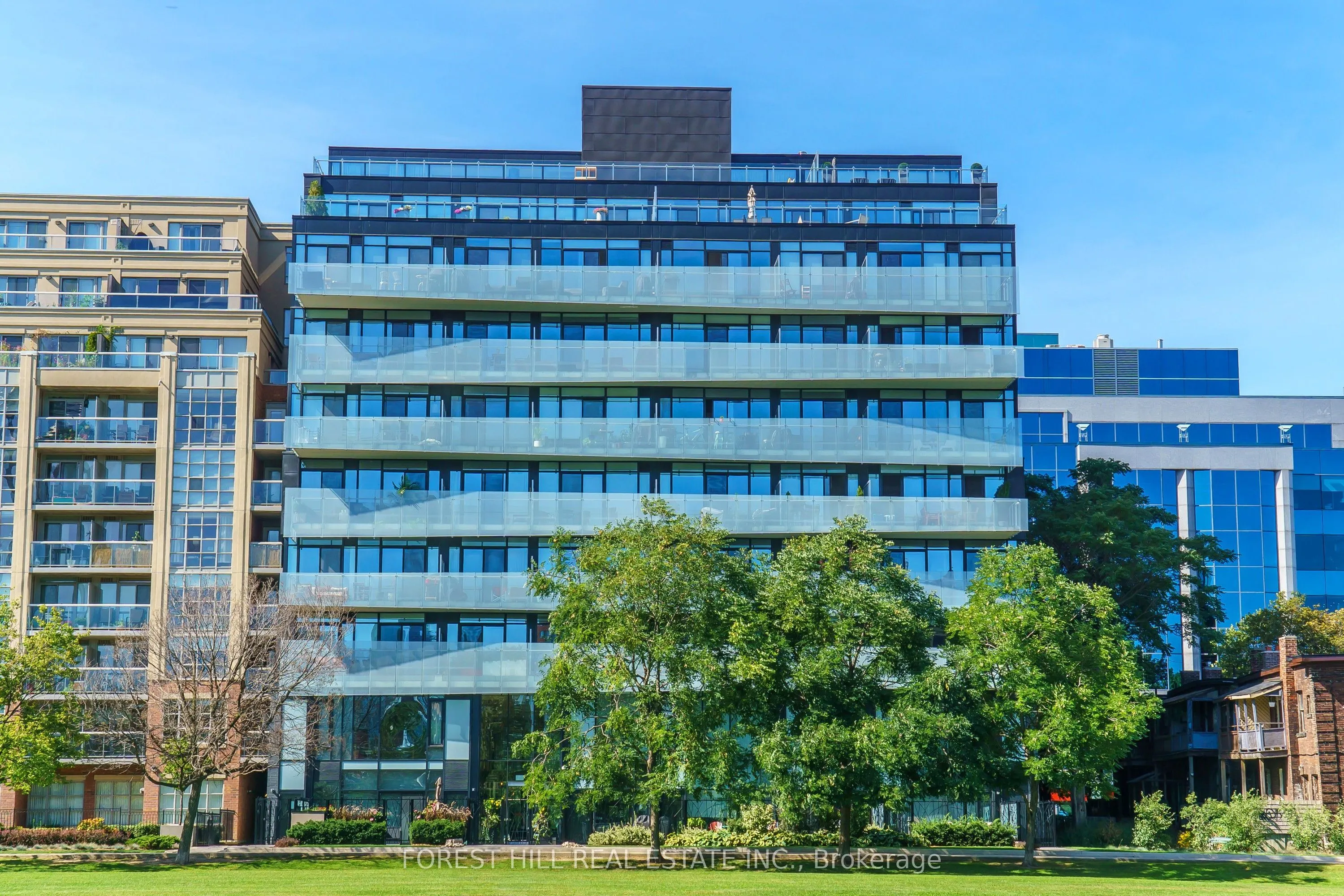 25 Stafford Street #611