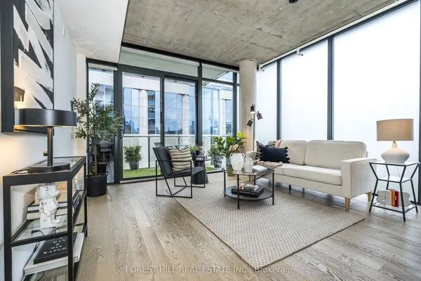 25 Stafford Street #611