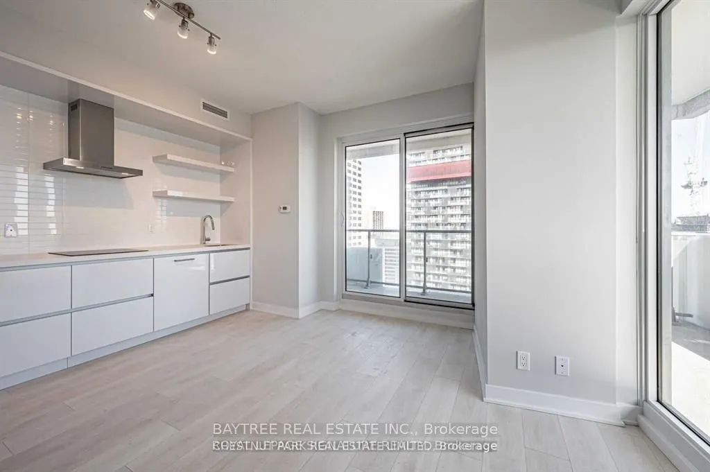 2221 Yonge Street #1202