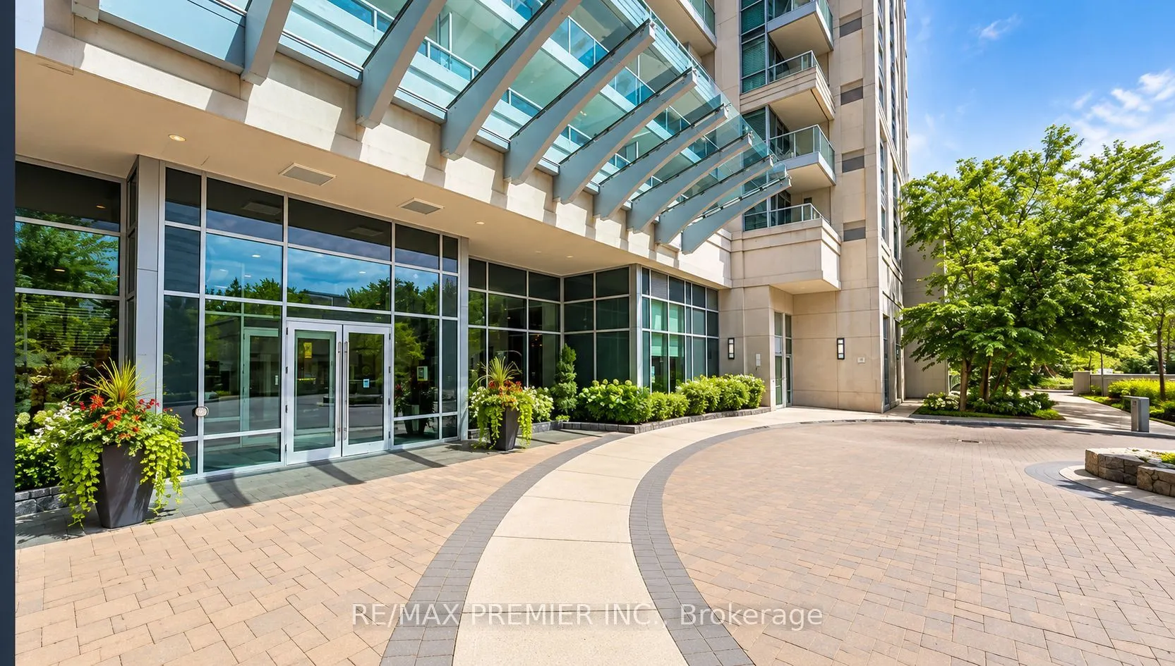 17 Anndale Drive #316