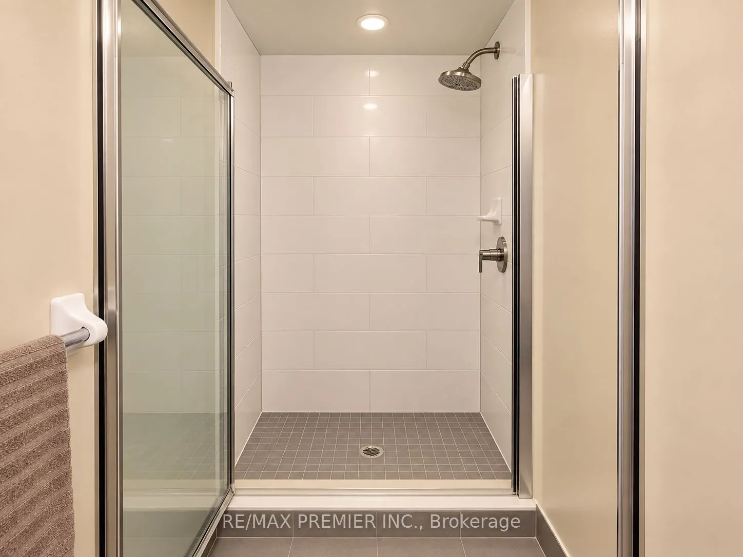 17 Anndale Drive #316