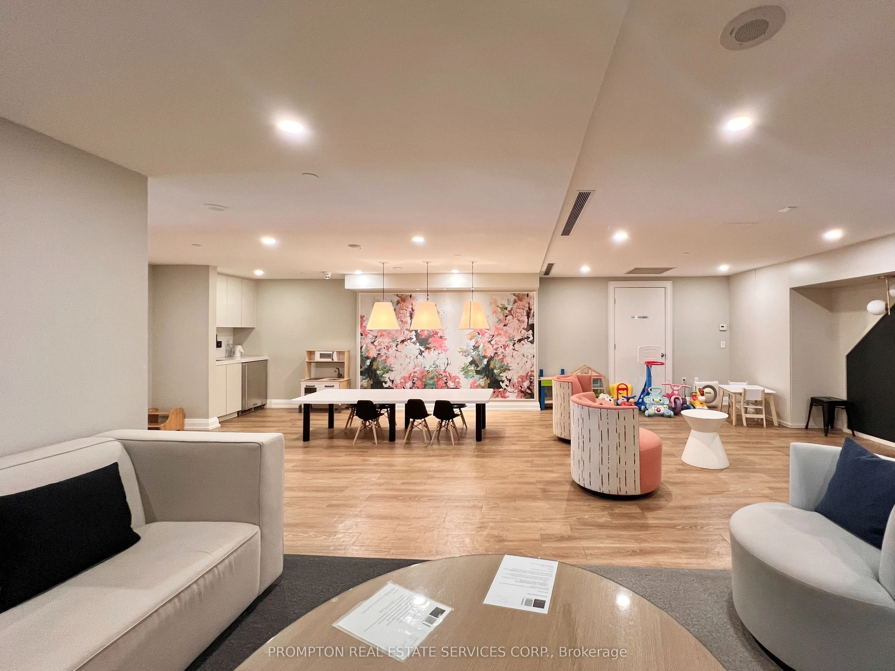 15 Fort York Boulevard #2812