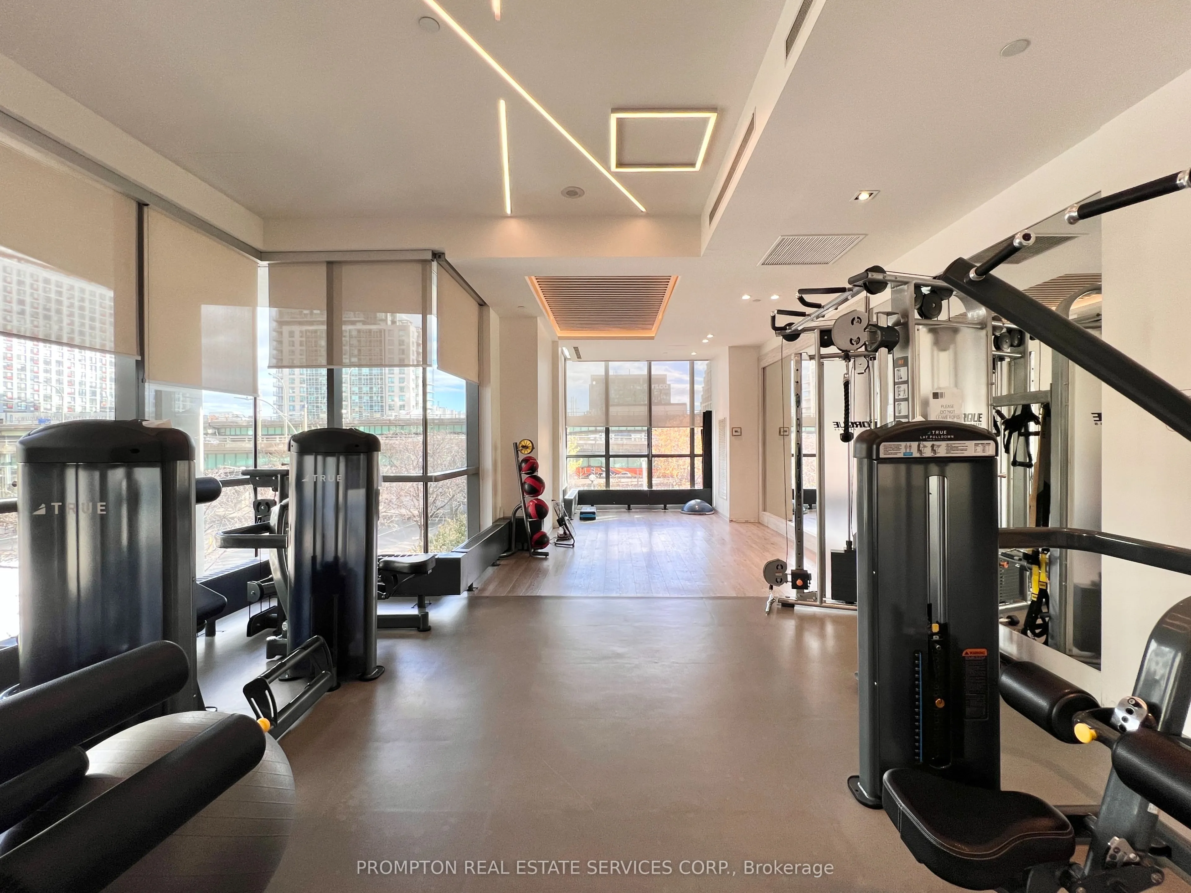 15 Fort York Boulevard #2812