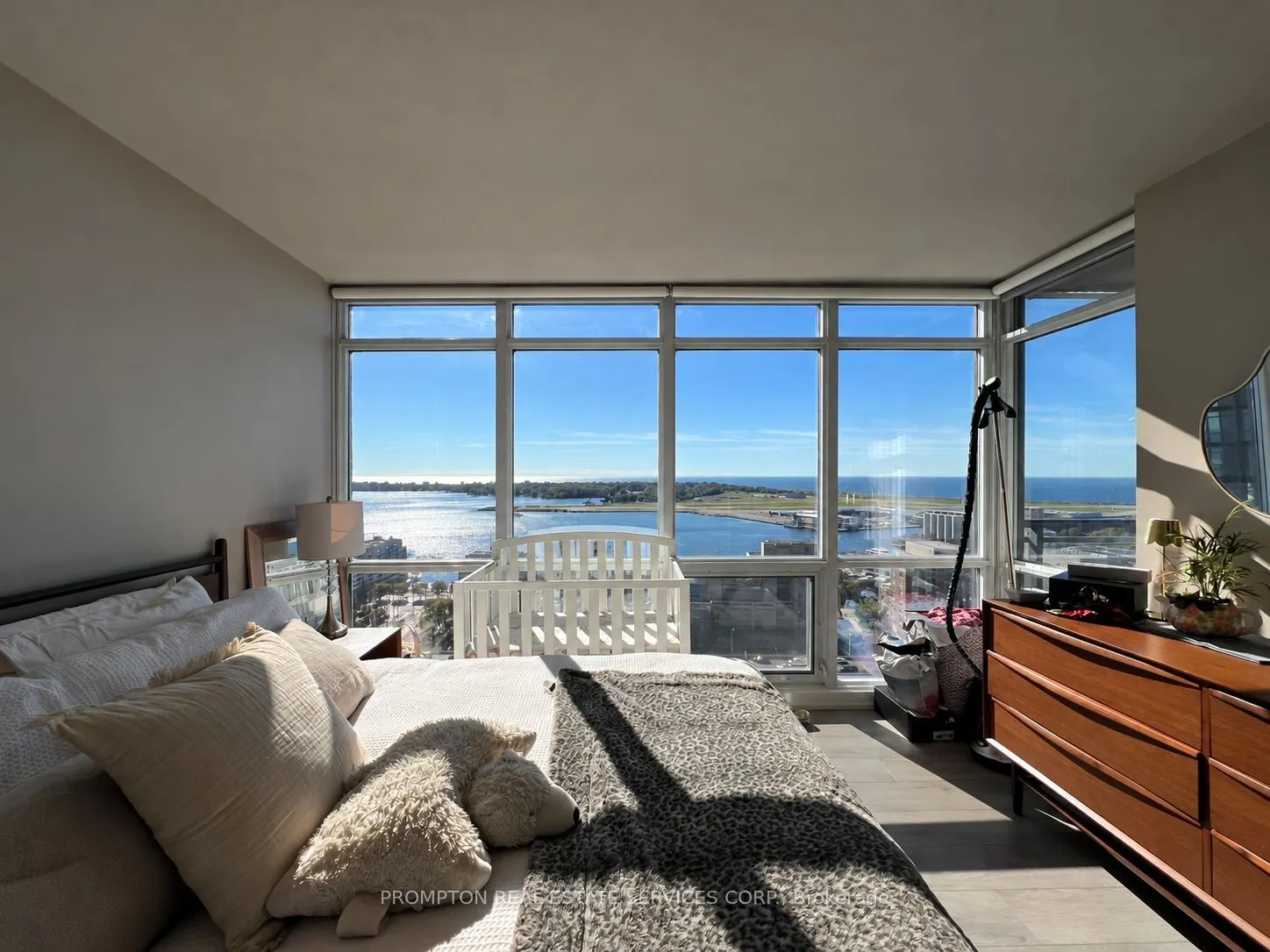 15 Fort York Boulevard #2812