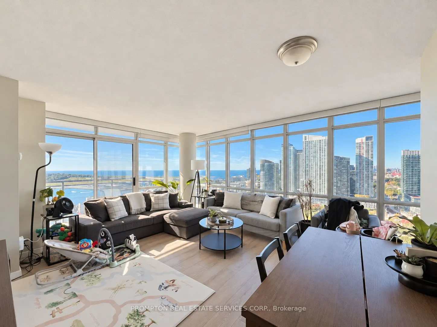 15 Fort York Boulevard #2812