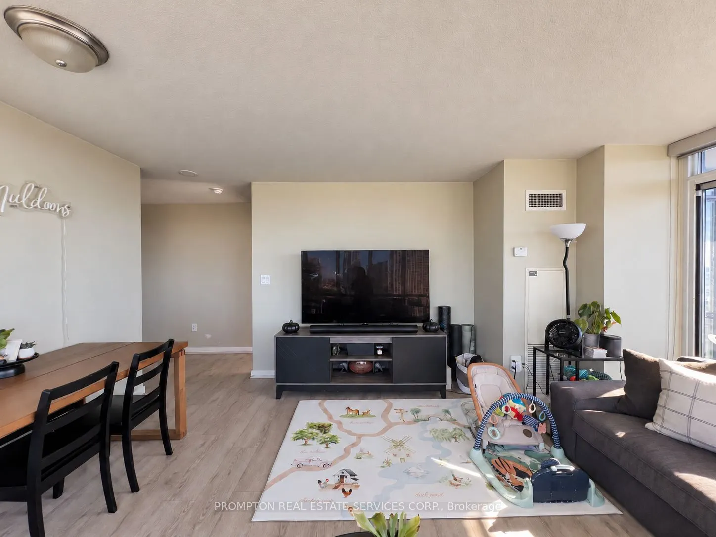 15 Fort York Boulevard #2812