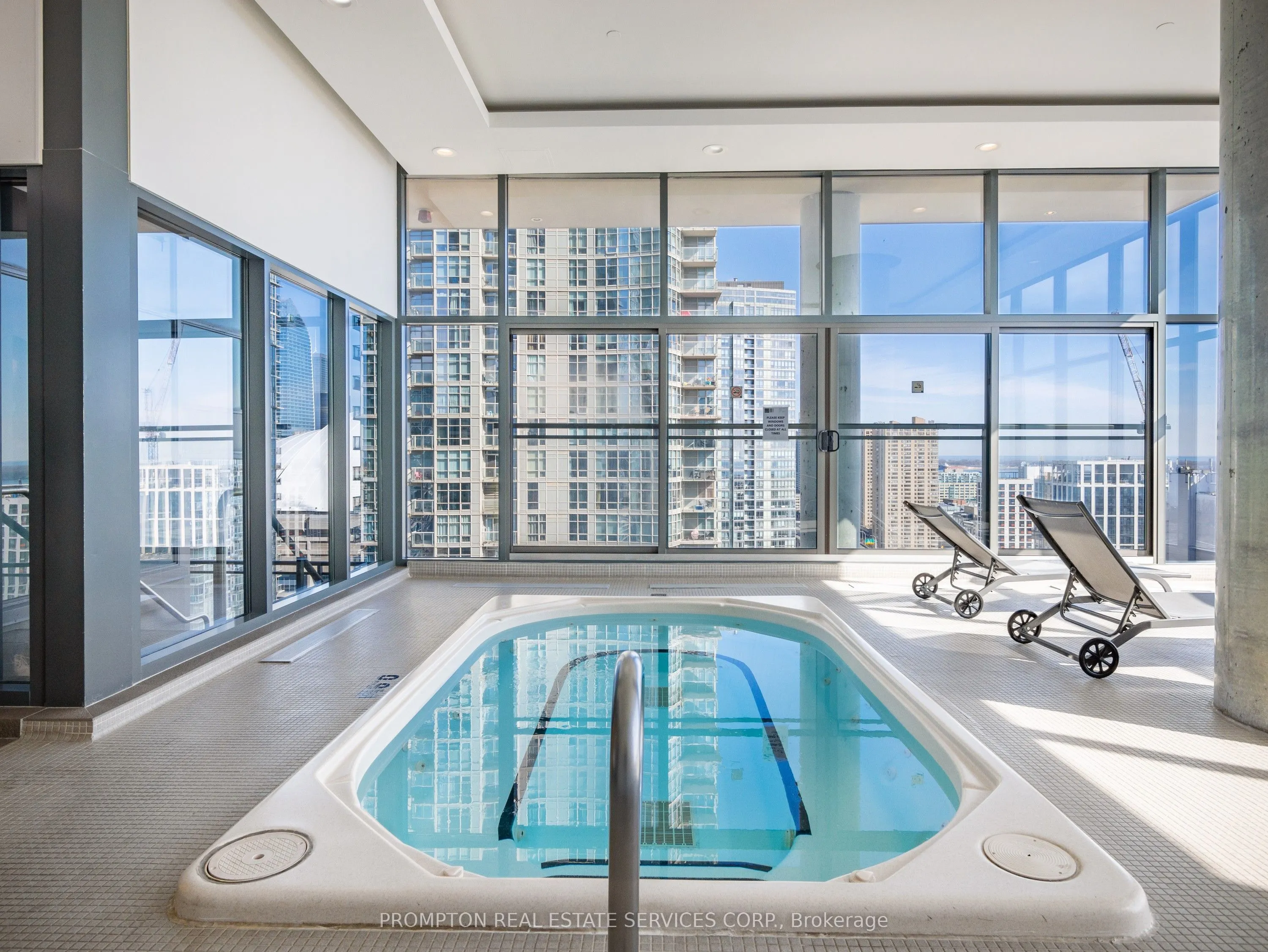 15 Fort York Boulevard #2812