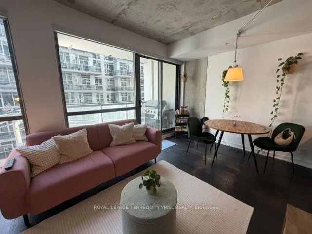 39 Brant Street #410