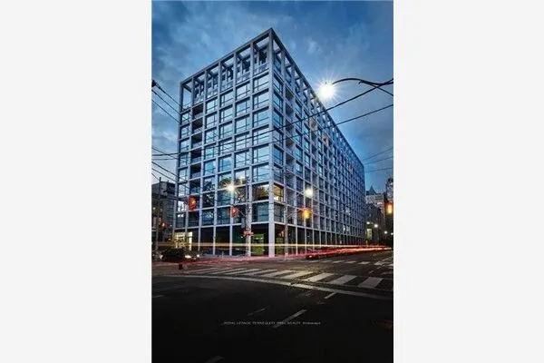 39 Brant Street #410