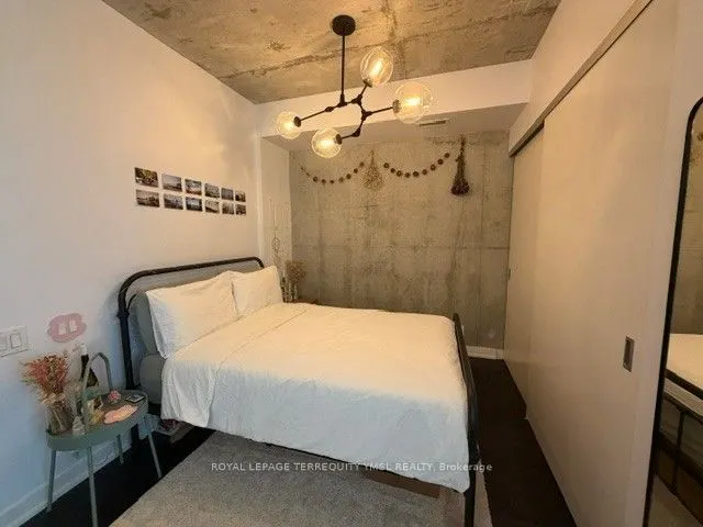 39 Brant Street #410