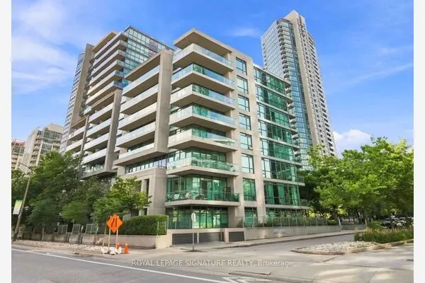 209 Fort York Boulevard #358