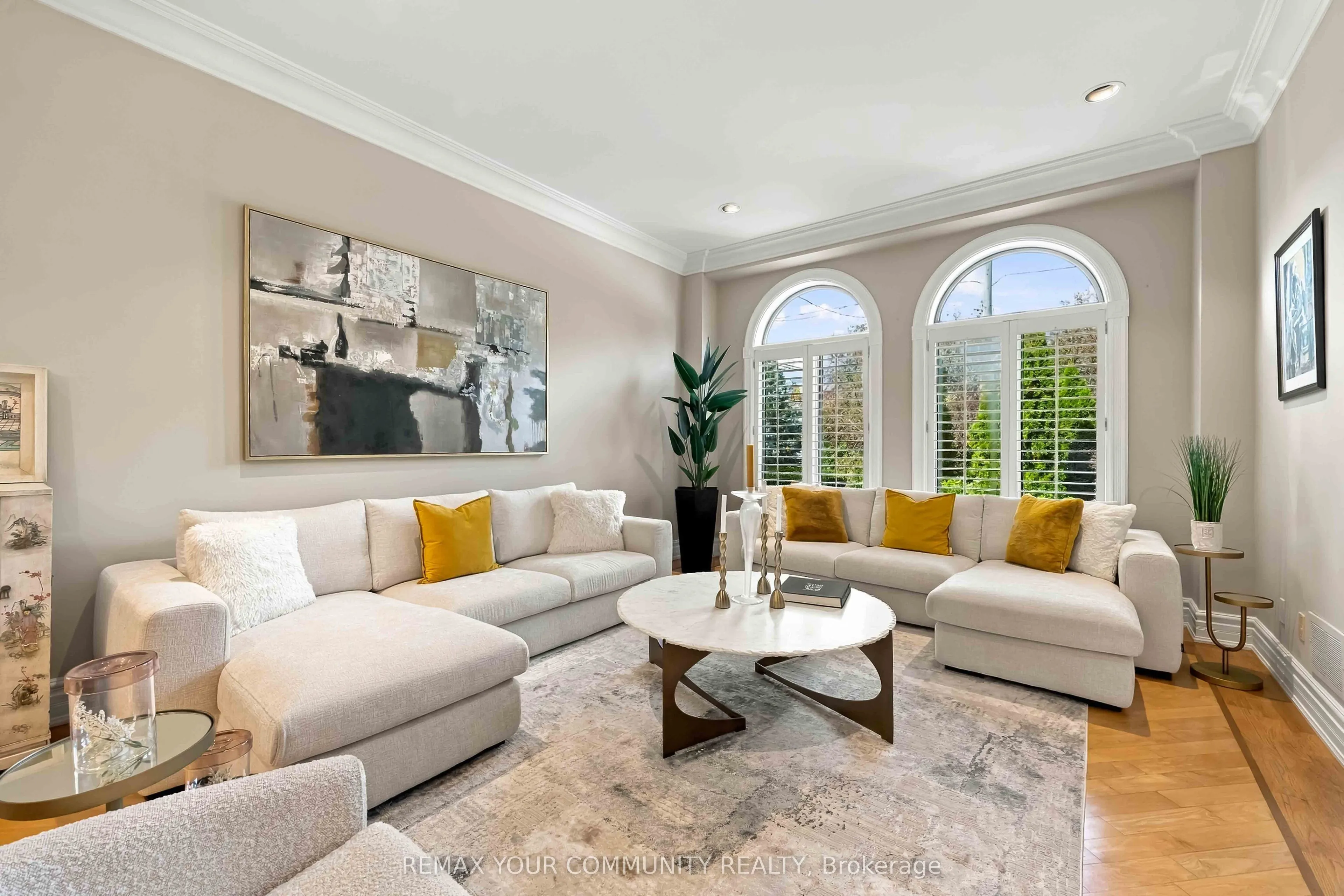 571 Old Orchard Grove